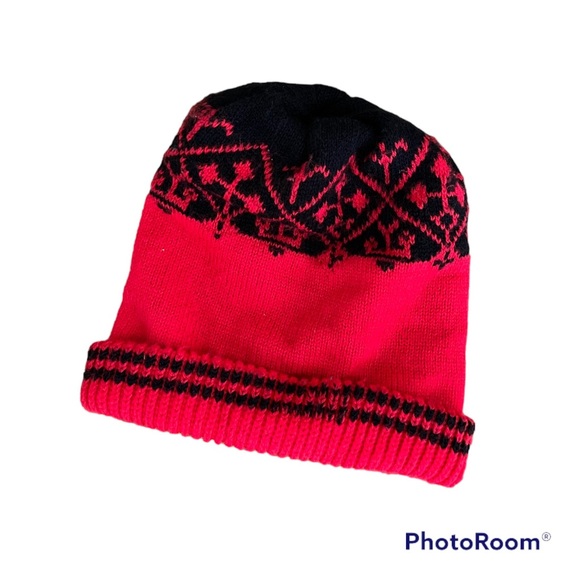 🔴Men’s one size, red and black patterned beanie🔴 - Picture 1 of 4